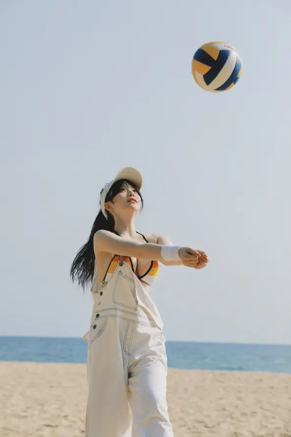 亚洲精品字幕欧美日韩婷婷网二区伊人婷婷：翻译之韵与群落之力